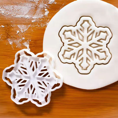 Emporte pièce flocon de neige de Noël pour biscuits maison décorés