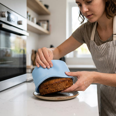 Demoulage gateau maison avec moule a gateau antiadhesif