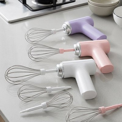 Fouet electrique rechargeable plusieurs embouts acier inoxydable sur plan travail 